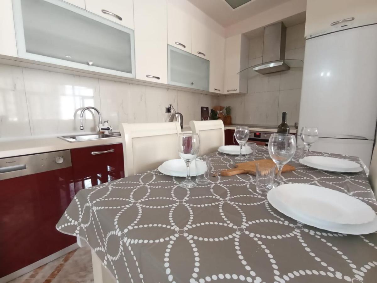Trea Accomodations - 2 Bedrooms - Riviera With Private Parking Влёра Экстерьер фото